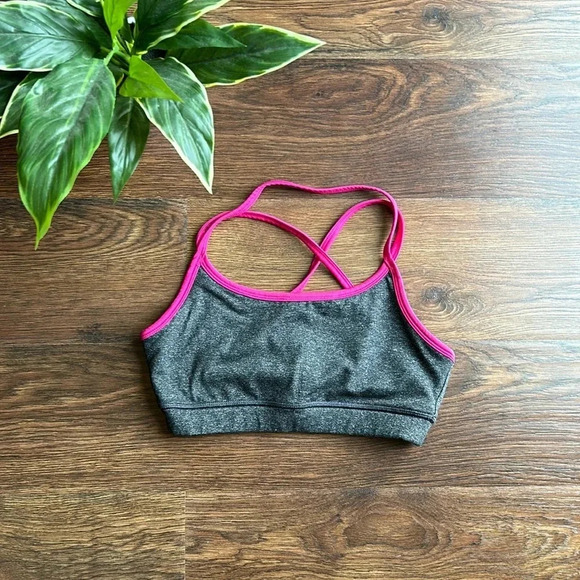 Forever 21 Sports Bra | Athletic Bra | Sports Bra | Fitness | Gym - Picture 1 of 6